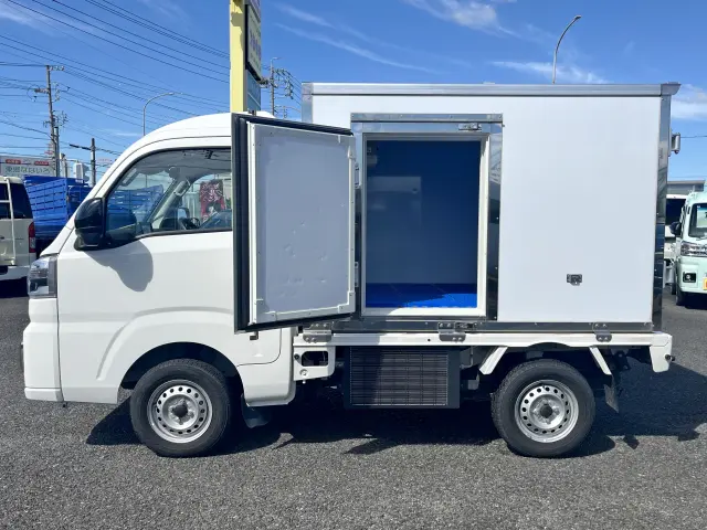 ダイハツ ハイゼットトラック 3BD-S500P(2WD)の写真4