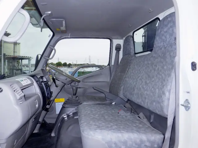 日野 デュトロ PB-XZU301E(2WD)の写真19