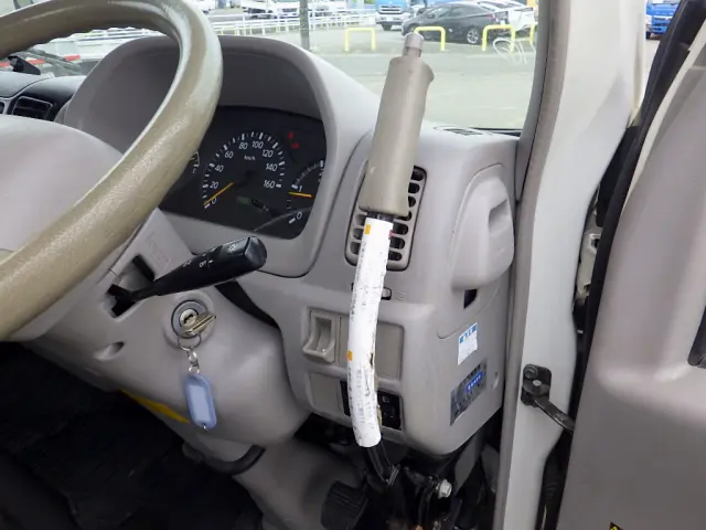 日野 デュトロ PB-XZU301E(2WD)の写真26