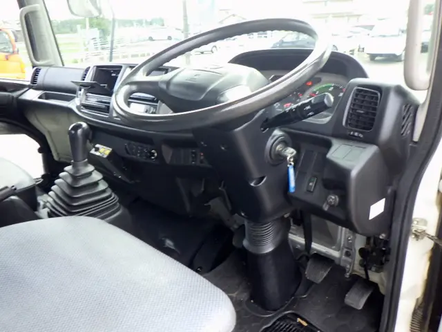 日野 レンジャー TKG-FC9JCAA(2WD)の写真32