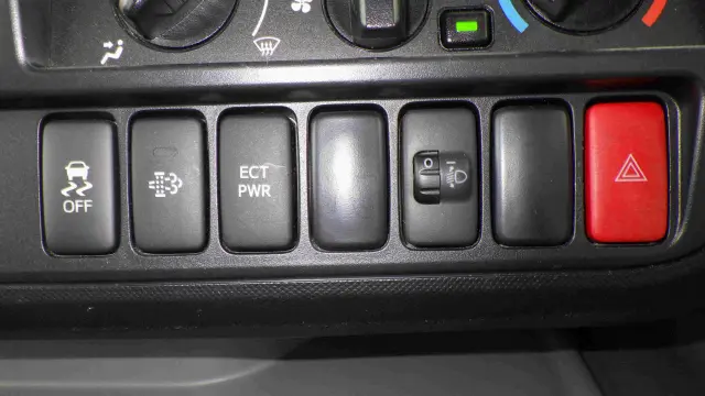 トヨタ ダイナ 2RG-XZU722(2WD)の写真16