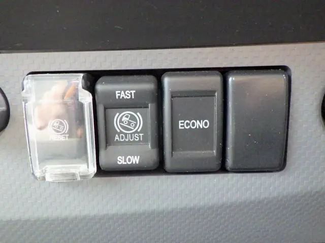 マツダ タイタン TRG-LLR85AR(2WD)の写真16