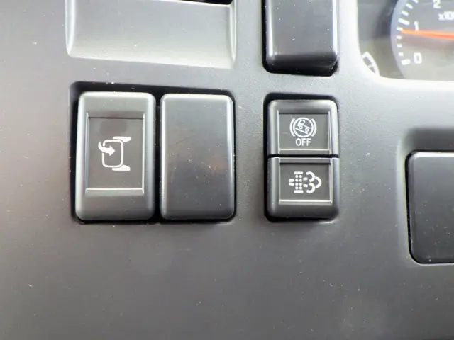 マツダ タイタン TRG-LLR85AR(2WD)の写真17