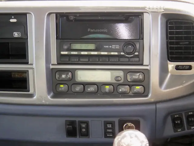 日野 レンジャー BDG-E8JMWA(2WD)の写真21