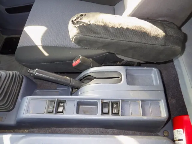 日野 レンジャー BDG-E8JMWA(2WD)の写真24