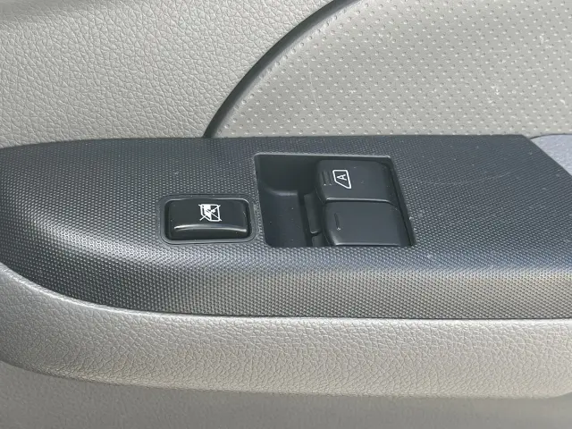 日産 キャラバン CBF-VR2E26(2WD)の写真35