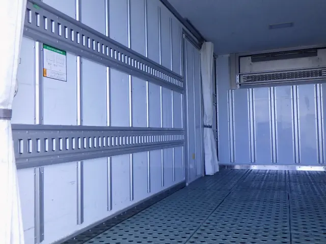 トヨタ ダイナ TPG-XZU712(2WD)の写真8