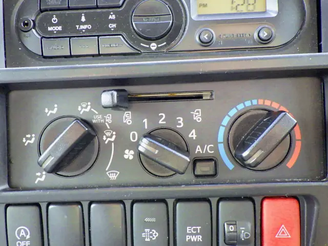 トヨタ ダイナ TPG-XZU712(2WD)の写真31