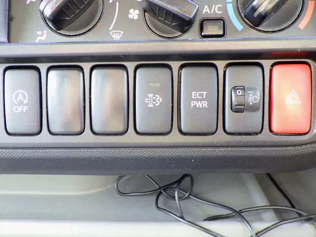 トヨタ ダイナ TPG-XZU712(2WD)の写真32