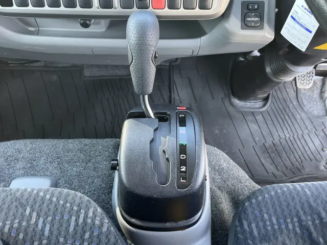 トヨタ ダイナ LDF-KDY231(2WD)の写真15