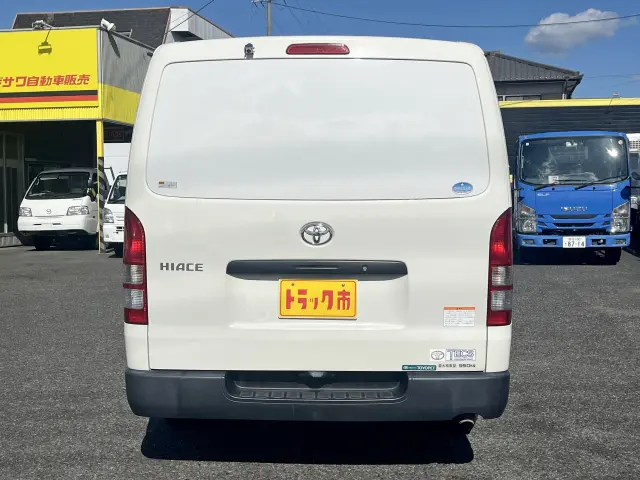 トヨタ ハイエースバン QDF-GDH201V(2WD)の写真7