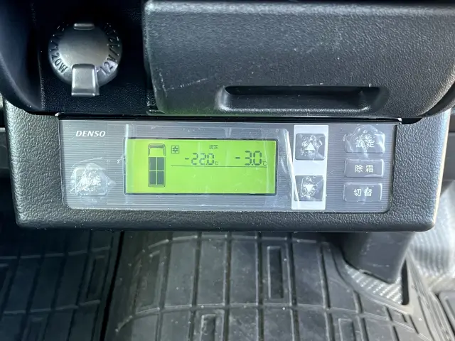 トヨタ ハイエースバン QDF-GDH201V(2WD)の写真27