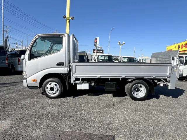 トヨタ ダイナ 2DG-GDY281(4WD)の写真3