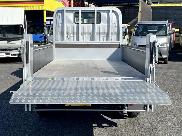 トヨタ ダイナ 2DG-GDY281(4WD)の写真6