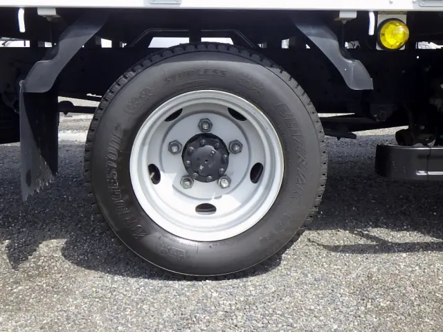 いすゞ エルフ 2RG-NNR88AR(2WD)の写真21