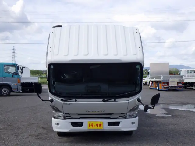 いすゞ エルフ 2RG-NNR88AR(2WD)の写真31