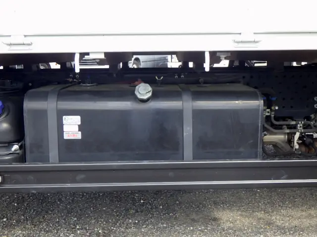 いすゞ エルフ 2RG-NNR88AR(2WD)の写真36