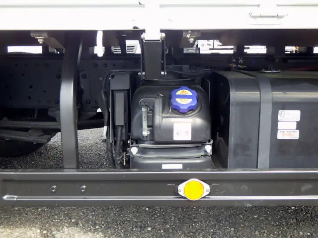 いすゞ エルフ 2RG-NNR88AR(2WD)の写真37