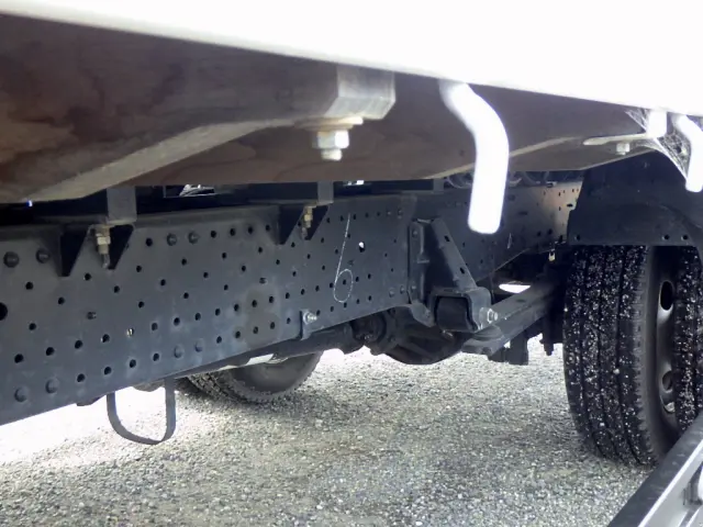 いすゞ エルフ 2RG-NNR88AR(2WD)の写真39