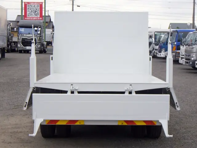 いすゞ エルフ 2RG-NPR88YN(2WD)の写真7