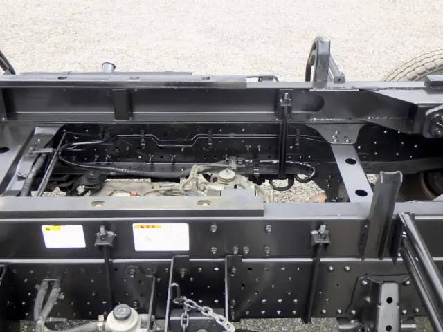 いすゞ エルフ 2RG-NPR88YN(2WD)の写真14