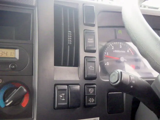 いすゞ エルフ 2RG-NPR88YN(2WD)の写真20