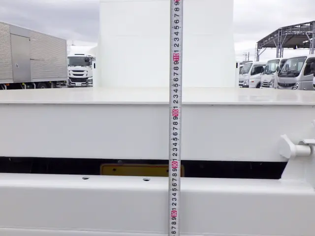 いすゞ エルフ 2RG-NPR88YN(2WD)の写真35