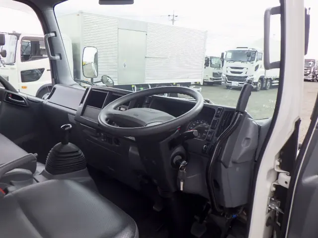 いすゞ エルフ 2RG-NPR88YN(2WD)の写真47