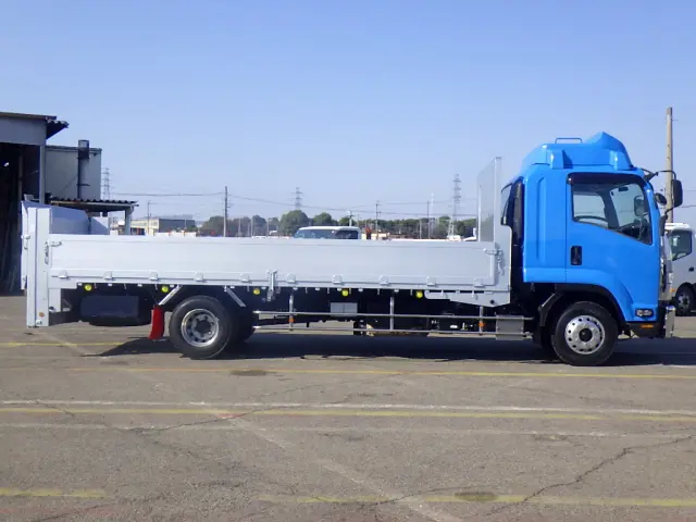 いすゞ フォワード 2RG-FRR90S2(2WD)の写真5