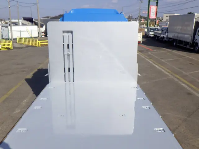 いすゞ フォワード 2RG-FRR90S2(2WD)の写真10