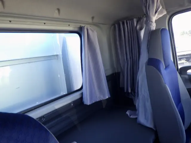 いすゞ フォワード 2RG-FRR90S2(2WD)の写真19