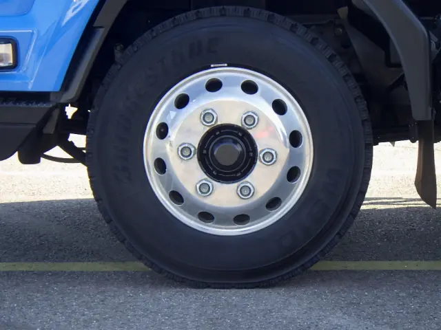 いすゞ フォワード 2RG-FRR90S2(2WD)の写真20