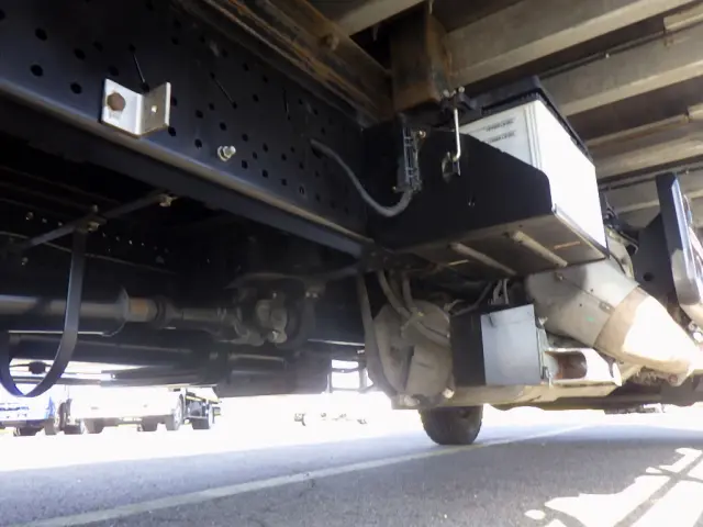 いすゞ フォワード 2RG-FRR90S2(2WD)の写真24