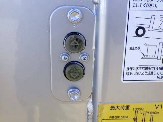 いすゞ フォワード 2RG-FRR90S2(2WD)の写真33