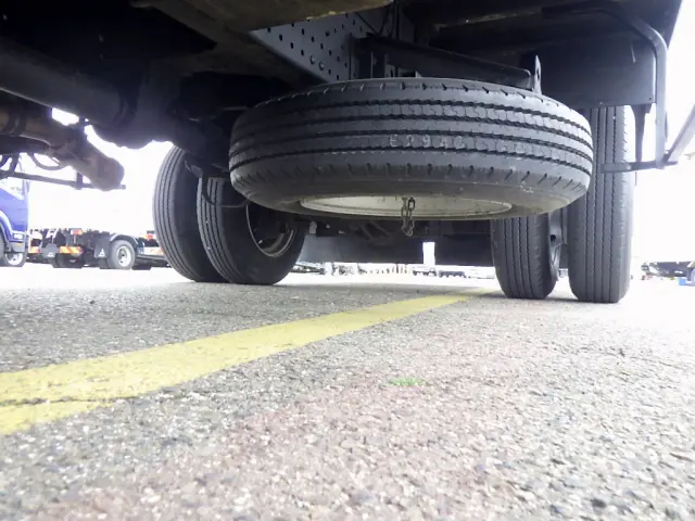 いすゞ エルフ 2RG-NPR88AN(2WD)の写真21