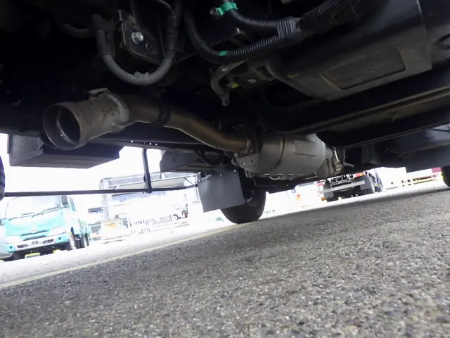 いすゞ エルフ 2RG-NPR88AN(2WD)の写真23