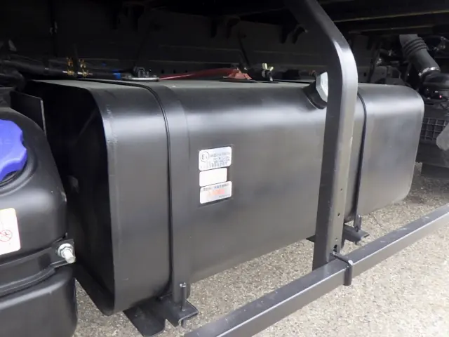 いすゞ エルフ 2RG-NPR88AN(2WD)の写真39