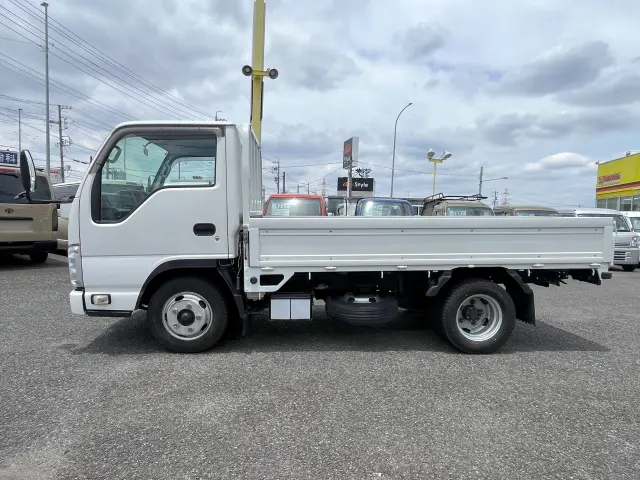 いすゞ エルフ TRG-NJR85A(2WD)の写真3