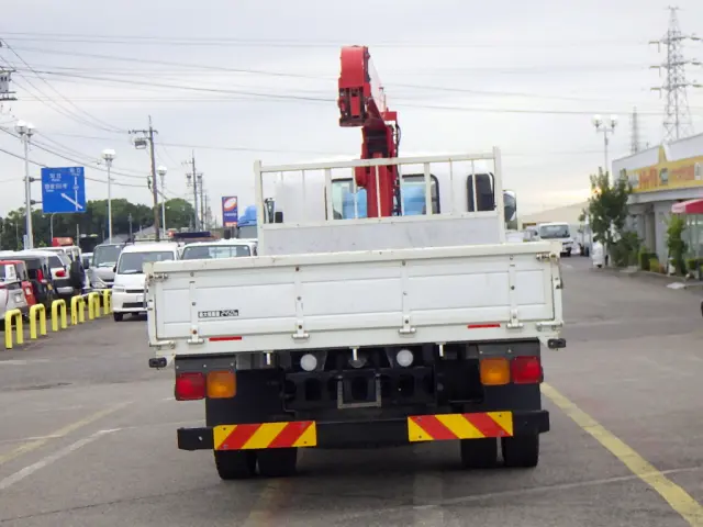 いすゞ フォワード 2PG-FRR90S1(2WD)の写真6