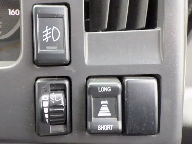 いすゞ フォワード 2PG-FRR90S1(2WD)の写真26