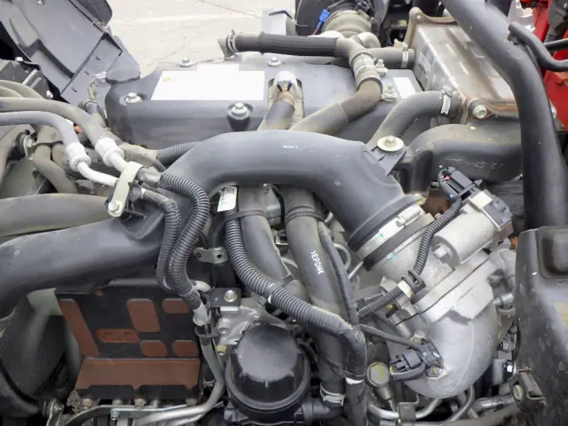 いすゞ フォワード 2PG-FRR90S1(2WD)の写真32