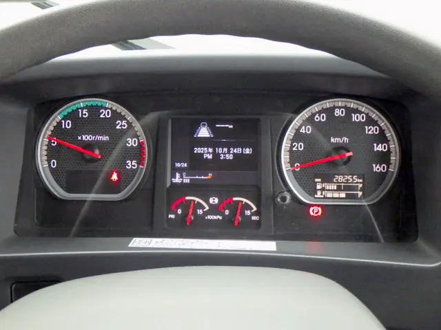 いすゞ フォワード 2PG-FRR90S1(2WD)の写真49