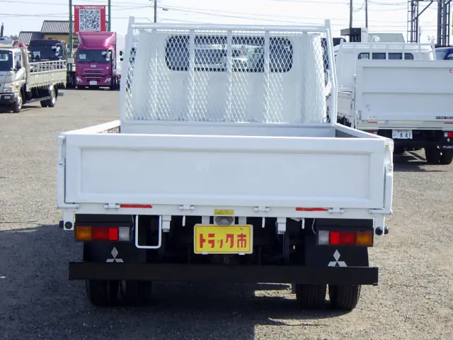 三菱 キャンター TPG-FGA20(4WD)の写真6