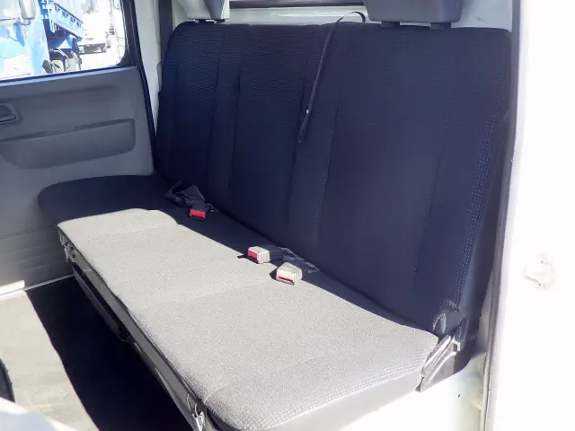 三菱 キャンター TPG-FGA20(4WD)の写真12