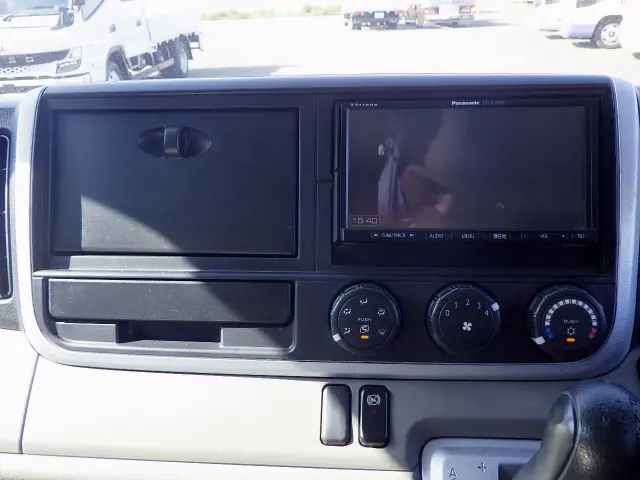 三菱 キャンター TPG-FGA20(4WD)の写真14