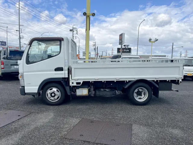 三菱 キャンター TPG-FBA20(2WD)の写真3