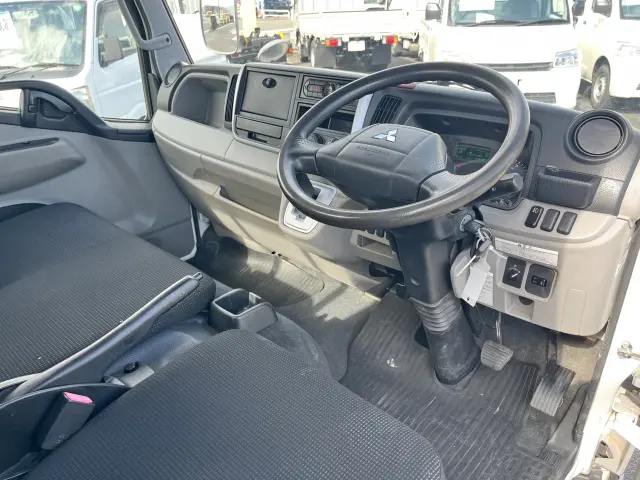 三菱 キャンター TPG-FBA20(2WD)の写真13