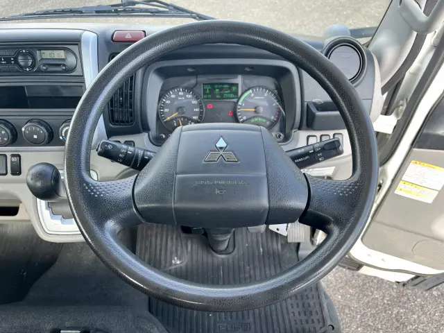 三菱 キャンター TPG-FBA20(2WD)の写真16