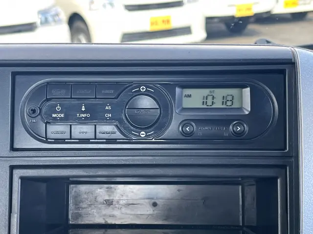 三菱 キャンター TPG-FBA20(2WD)の写真19