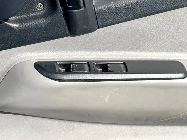 三菱 キャンター TPG-FBA20(2WD)の写真22